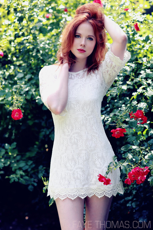 pretty-in-the-park:Zoe Boyle