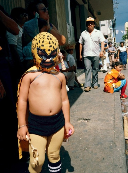 la-beaute–de-pandore: Nan GoldinElephant mask, Boston, 1985 Mexican wrestler at carnival, Meri