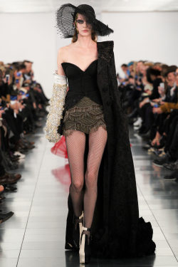 notordinaryfashion:  Maison Martin Margiela Haute Couture Spring 2015 - John Galliano