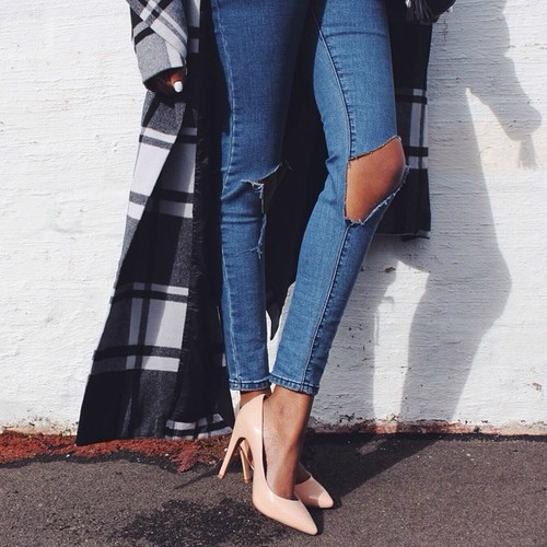 Casual chic a We Heart It-on - stiletto, girl, winter, ripped jean, fancy, beautiful, street style, 