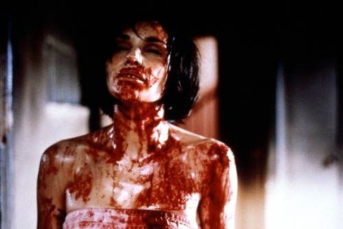 doormouseetcappendix:Modern Vampires: Let The Right One In (2008)A Girl Walks Home Alone At Night (2