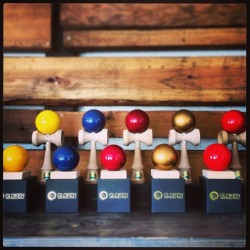 sweetskendamas:  My girls all lined up. #kendama #mugen #gloken