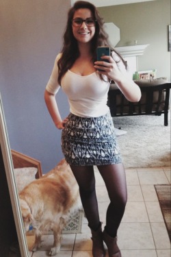 disenchantinqs:  Feeling strangely confident today??? (ps my dog is cute) | instagram