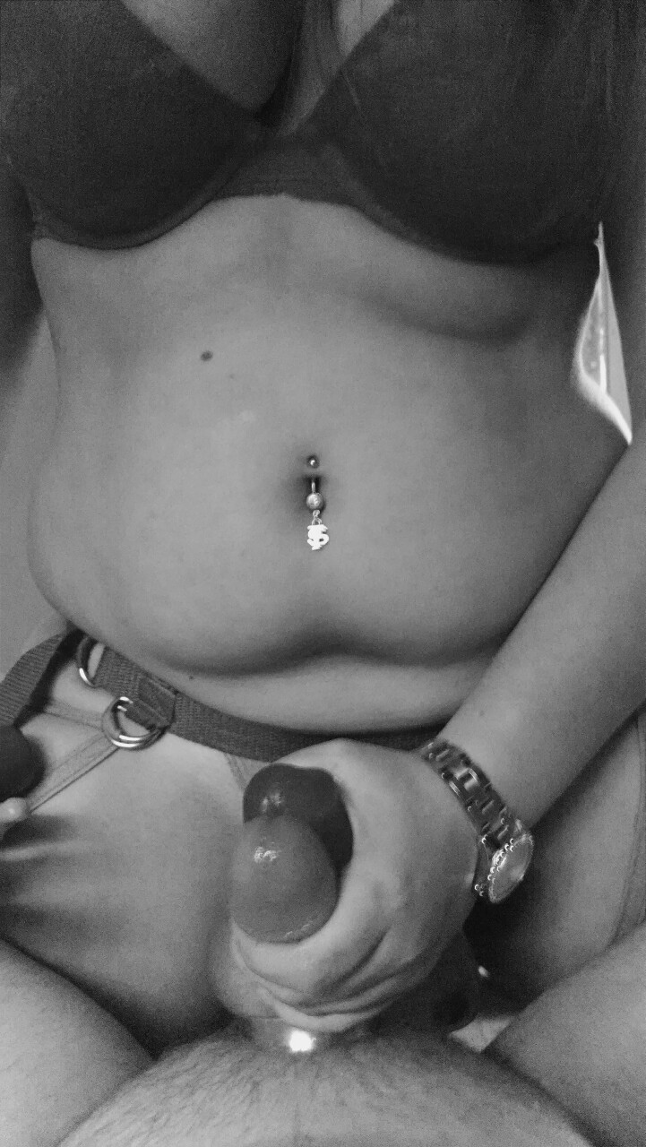 thenewlovetobepegged:  strappietime:  Yyyyyyyyyyyyyyeeeaaaaaa!!!!!!!! Finally!  Pretty