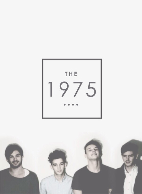 lets-runaway-and-get-lost:  Hipster/Indie/Romance blog! I follow back similar :)