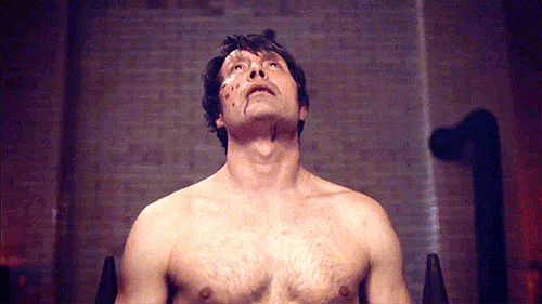 oneroikalunae:existingcharactersdiehorribly:With his claws out for a feastMads Mikkelsen as Hannibal