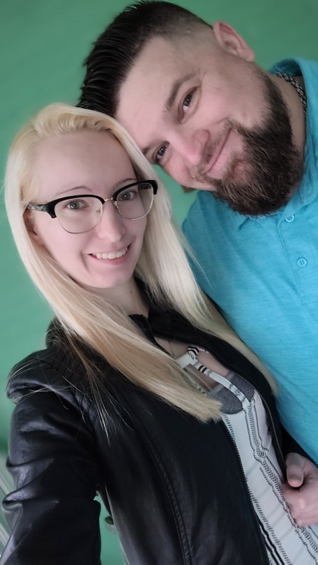 katiiie-lynn:Happy Valentine’s Day to my favorite human and absolute best friend @mossyoakmaster  💖 This holiday isn’t exactly one of his favorites but he goes out of his way to celebrate it and spoil me anyway because he knows I do 💖