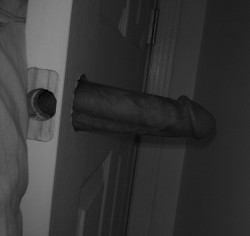 nakedpiranah:  New type of door knob…   Yum