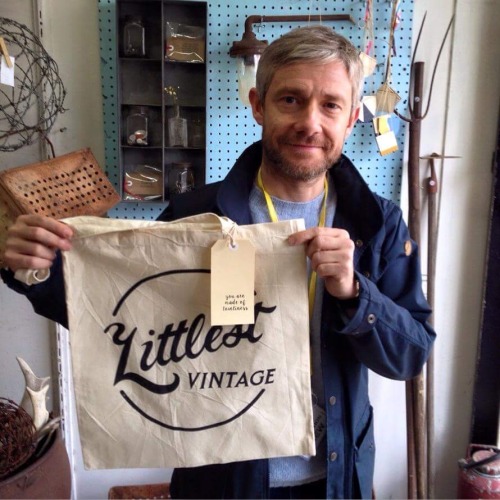 blackstarjp:Martin Freeman at littlestVINTAGE shophttps://m.facebook.com/littlestVINTAGEshop/photos/