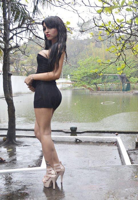 chicksintightfit:  http://chicksintightfit.tumblr.com 