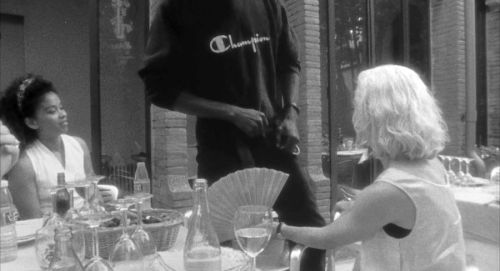 Carlton Wilborn nudo in “Truth or Dare” (1991)