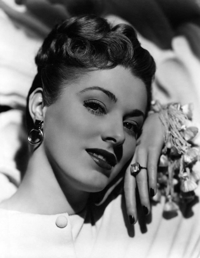 Remembering Eleanor Parker 🌹🕊 on her Birthday 🎂