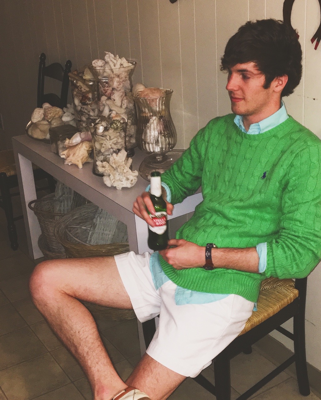 caseychildiswild:  Favorite beer with my favorite style of clothing