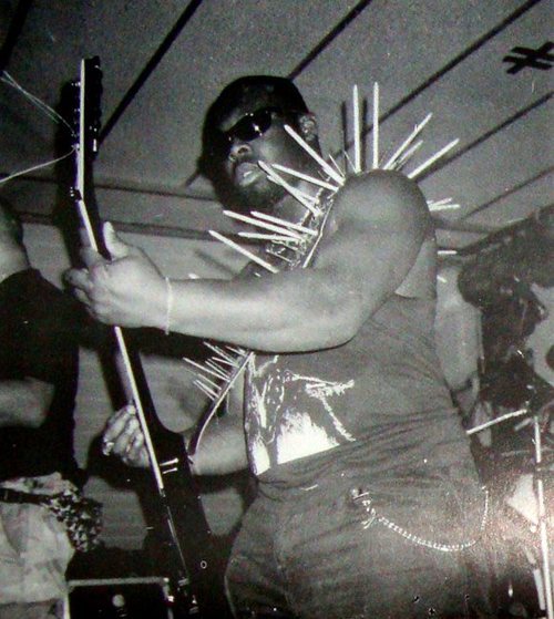 whitegirlsaintshit:  danasdinnertable:  POCs in Goth/Punk/Alternative Music Masterpost