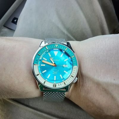 Instagram repost
keown.brandon
#squale #squale60atmos
Squalematic 60 Atmos Dive Watch [ #squalewatch #monsoonalgear #divewatch #watch #toolwatch ]