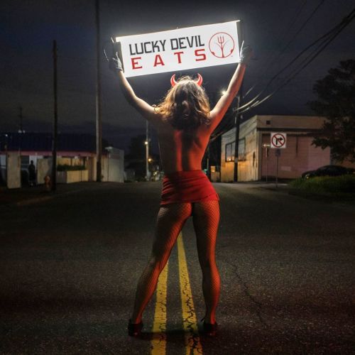 STRIP-THRU〜‍♀️Lucky Devil Eats’ Instagramより Business Insider visits Lucky Devil