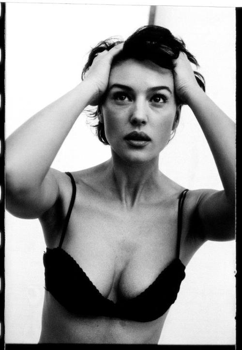 Monica Bellucci by Chico Bialas for ELLE [France], 1998