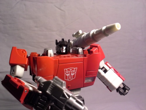 hobojoe007:  Transformers: Masterpiece Sideswipe I was never much interested in Masterpiece sideswipe after I learned that he was almost half the size of normal Masterpiece figures, for his size he is not worth the import price of ๠ and there were no