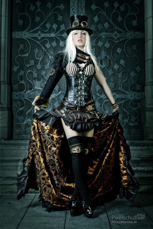 steampunk-divas:  Steampunk porn pictures