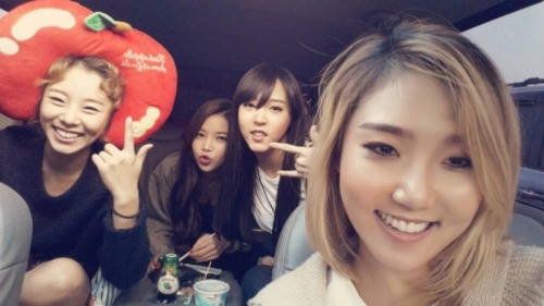 mamamoo-intl: [PHOTO] 141010
