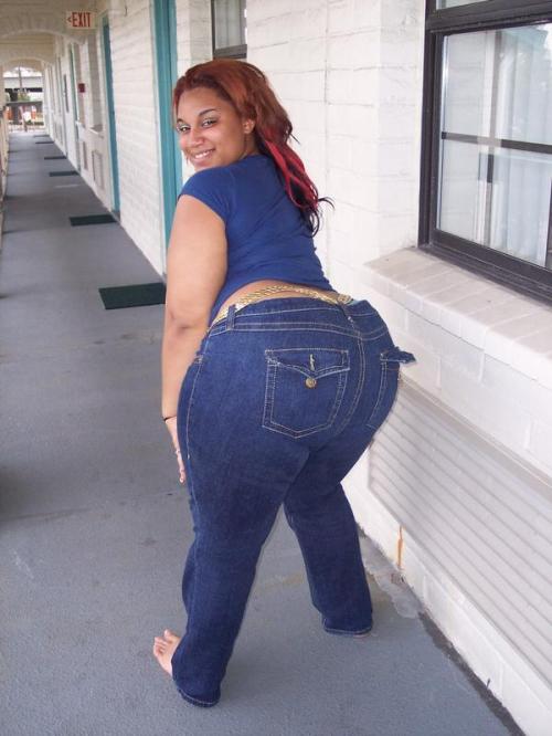 awesome-ass-here:    instagram: @awesome_asses_here   