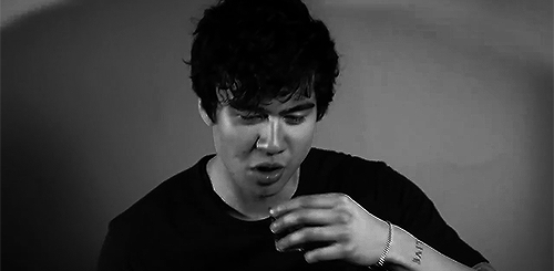 newsbrokenscene:a mood