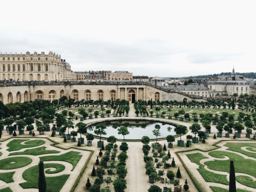 triflingthing:Versailles Mega Post