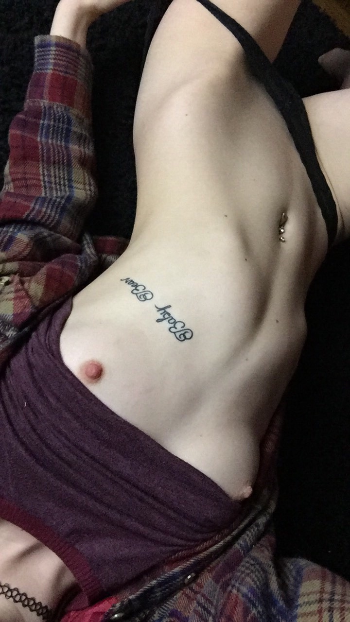 -miranda-ann:  • see more on my private snapchat or blog • 💕