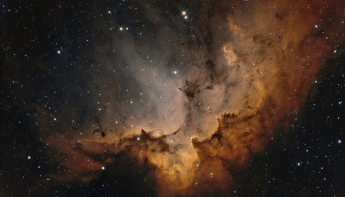 space-wallpapers: The Wizard Nebula (desktop/laptop)Click the image to download the correct size for