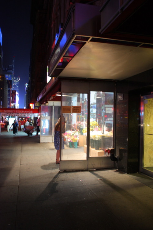 Ten photos of New York: Night