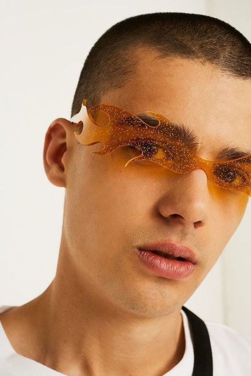randomitemdrop:Item: Lenses of Heat Vision, granting the wearer the ability to read temperature by sight, negating the majority of Stealth bonuses (DM’s discretion).