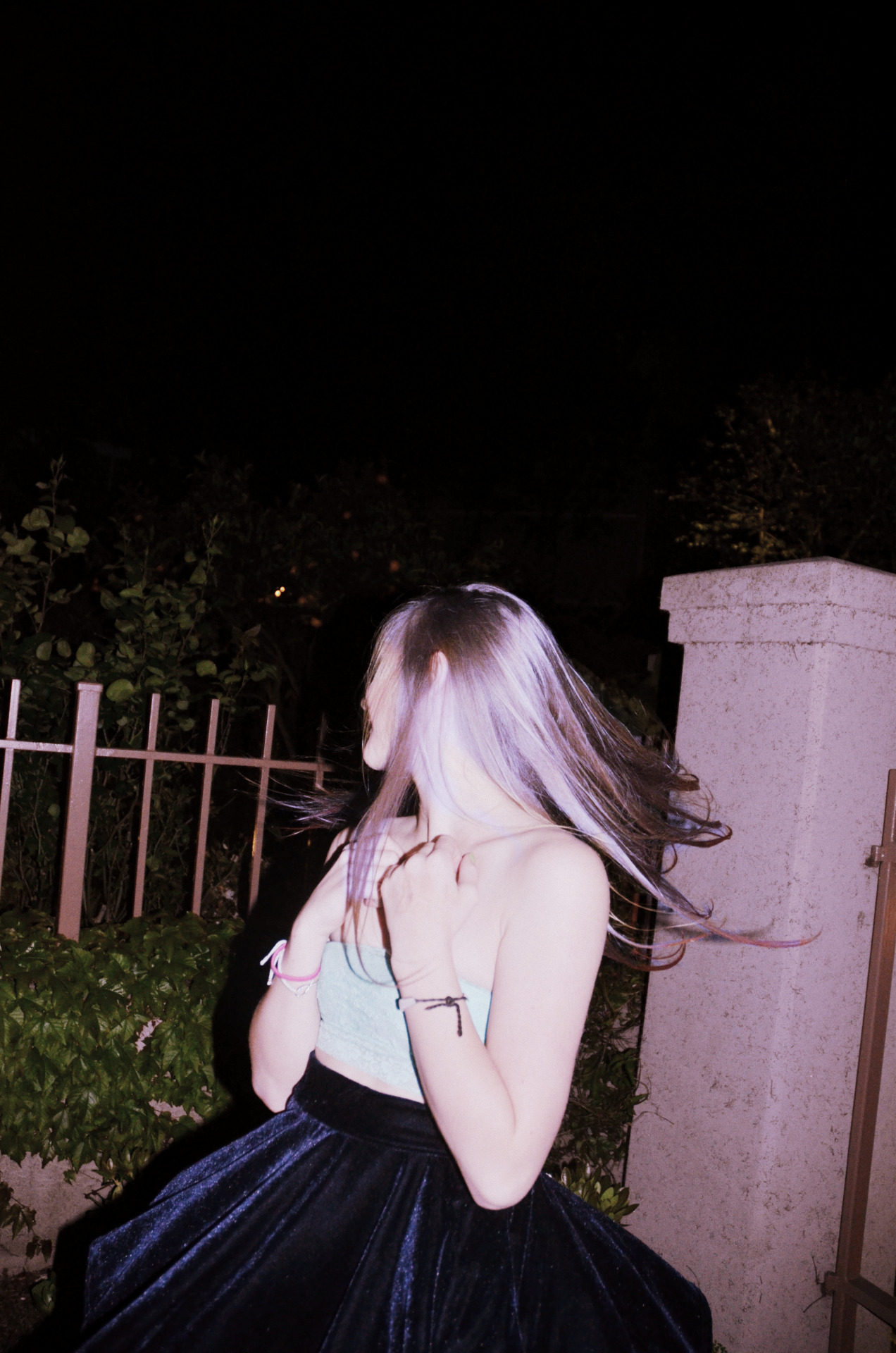acidic-violet:  quiet-desperati0n:  Fame, Liquor, Love      **** 