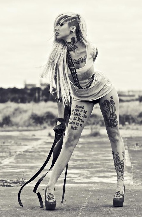 art-cats-tats-and-other-favs:  Art, Cats, Tats & More