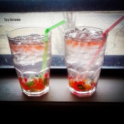 tipsybartender:  ▃▃▃▃▃▃▃▃▃▃▃▃▃▃▃▃▃▃▃▃▃▃▃▃        GUMMY BEAR BLAST Gummy Bears Soaked in Vodka Gummy Bear Vodka Peach Schnapps Sweet &amp; Sour  Sprite   INSTAGRAM PHOTO CREDIT: @mystiquelyrogue  Post your