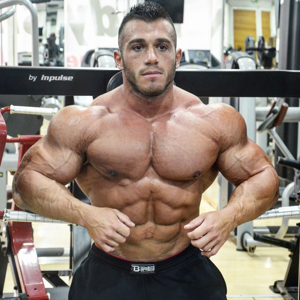 roidedmusclebullswithemptyposers:  wrestlehead: musclehotguys: Giwrgos Matrakos Giorgos