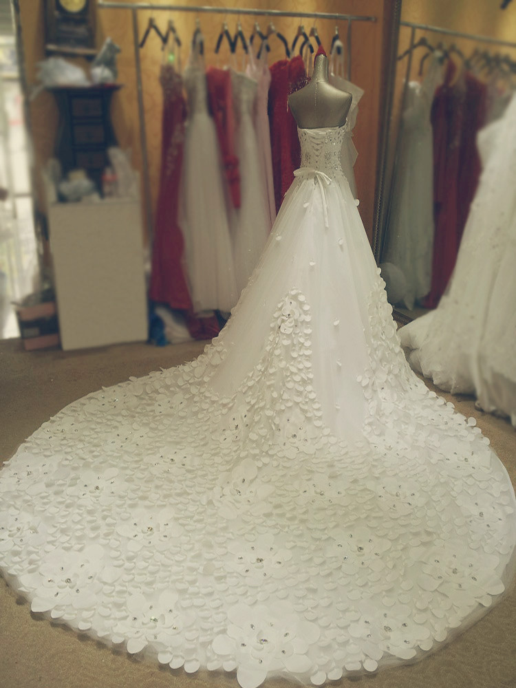 tbdressfashion:  Chapel Wedding Dress EVERYTHING ON SALE!!! $5 to $69 OFF! Use the