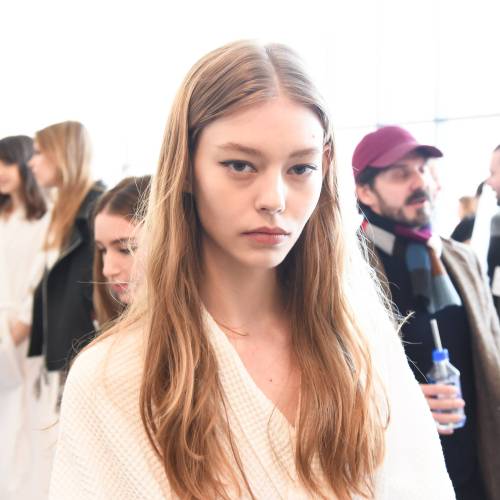 lsyorg:  Ondria Hardin backstage at Calvin Klein F/W 2015  