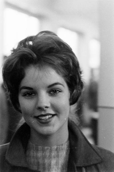 lapitiedangereuse:  Priscilla Presley, young 