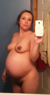 pregnantwhores:  Photo http://ift.tt/1HzzODI