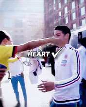 cr7:    James David Rodríguez Rubio   ✓   