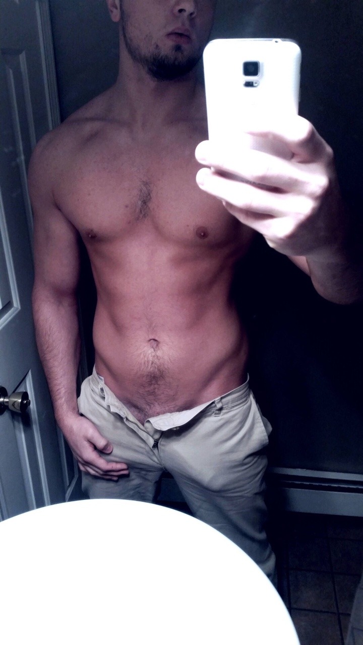 machosemcueca:  http://machosemcueca.tumblr.com 