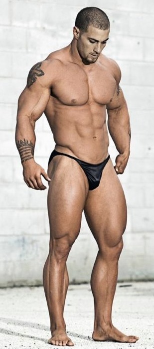 smalldickpride:  Little button in that suit.