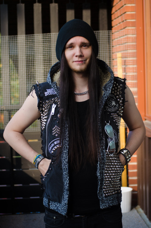 bloodyqueefs:  bazaton:  This unique vest is made of an old hoodie with fluffy lining, (sleeves cut off). Then I took an old pair of black jeans and cut into pieces, then sewed the pieces to the hoodie.And ofc I added all the studs, patches and so on