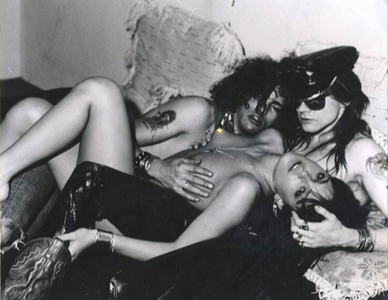 prettyboysixx1974:  Why though