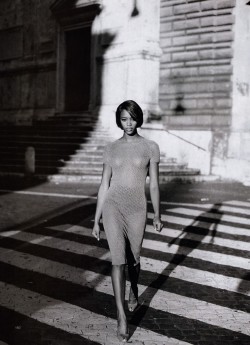 saloandseverine:  US Harper’s Bazaar February 1997, the flesh tones Naomi Campbell by Peter Lindbergh