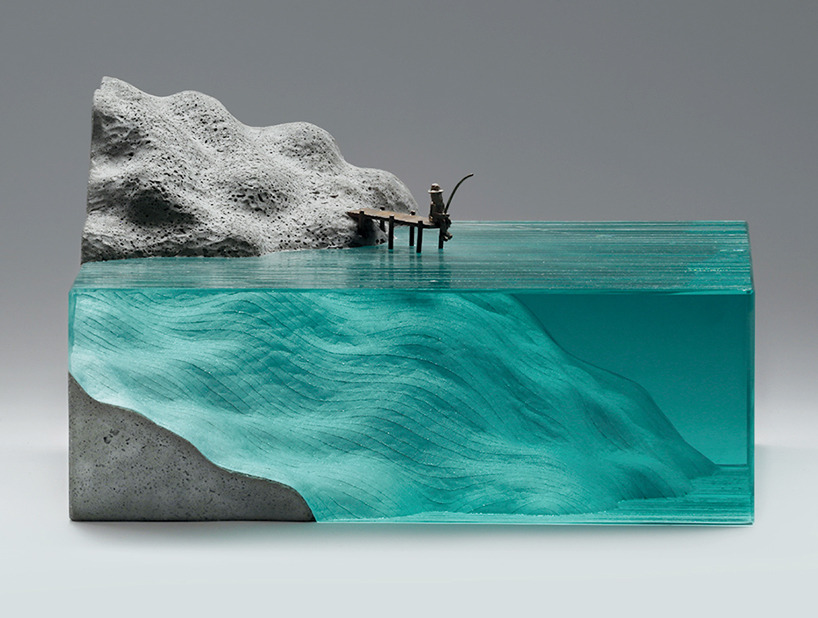 culturenlifestyle:Exquisite Glass Ocean Sculptures Reflect the Deep Blue Ocean Abyss 