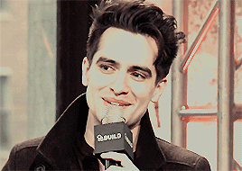 brendonurieworld:  aol build speaker series.