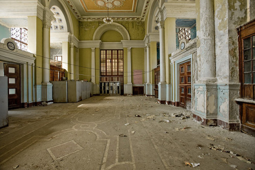 wingthingaling: The Most Beautiful Abandoned Railway Station in the World This is an abandoned railw