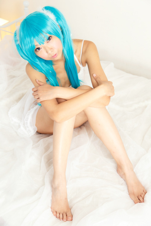 Vocaloid - Miku Hatsune (Necoco) 13HELP US GROW Like,Comment & Share.CosplayJapaneseGirls1.5 - www.facebook.com/CosplayJapaneseGirls1.5CosplayJapaneseGirls2 - www.facebook.com/CosplayJapaneseGirl2tumblr - http://cosplayjapanesegirlsblog.tumblr.com/twi