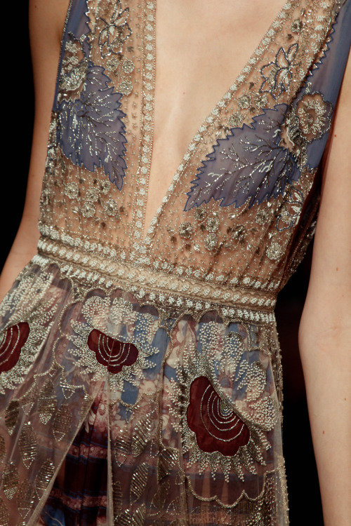 skaodi:Valentino Ready To Wear Spring 2015.